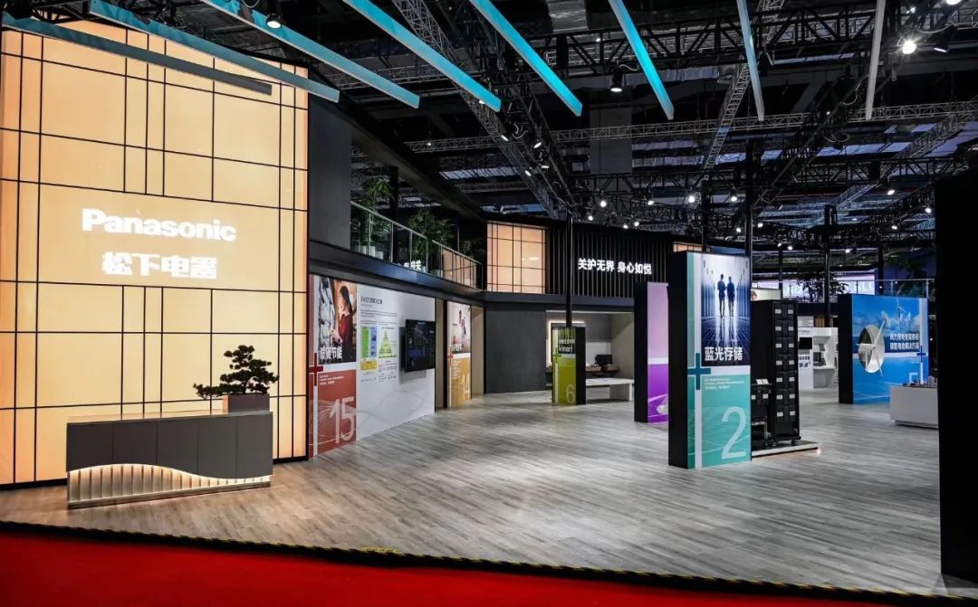 武漢展位設(shè)計(jì)搭建公司領(lǐng)你看最具有創(chuàng)意00家企業(yè)展臺(tái)的2023進(jìn)博會(huì)（松下展位）5